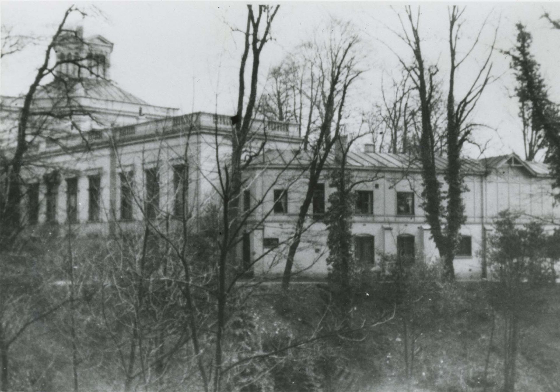 Foto van de buitenkant van het museum.