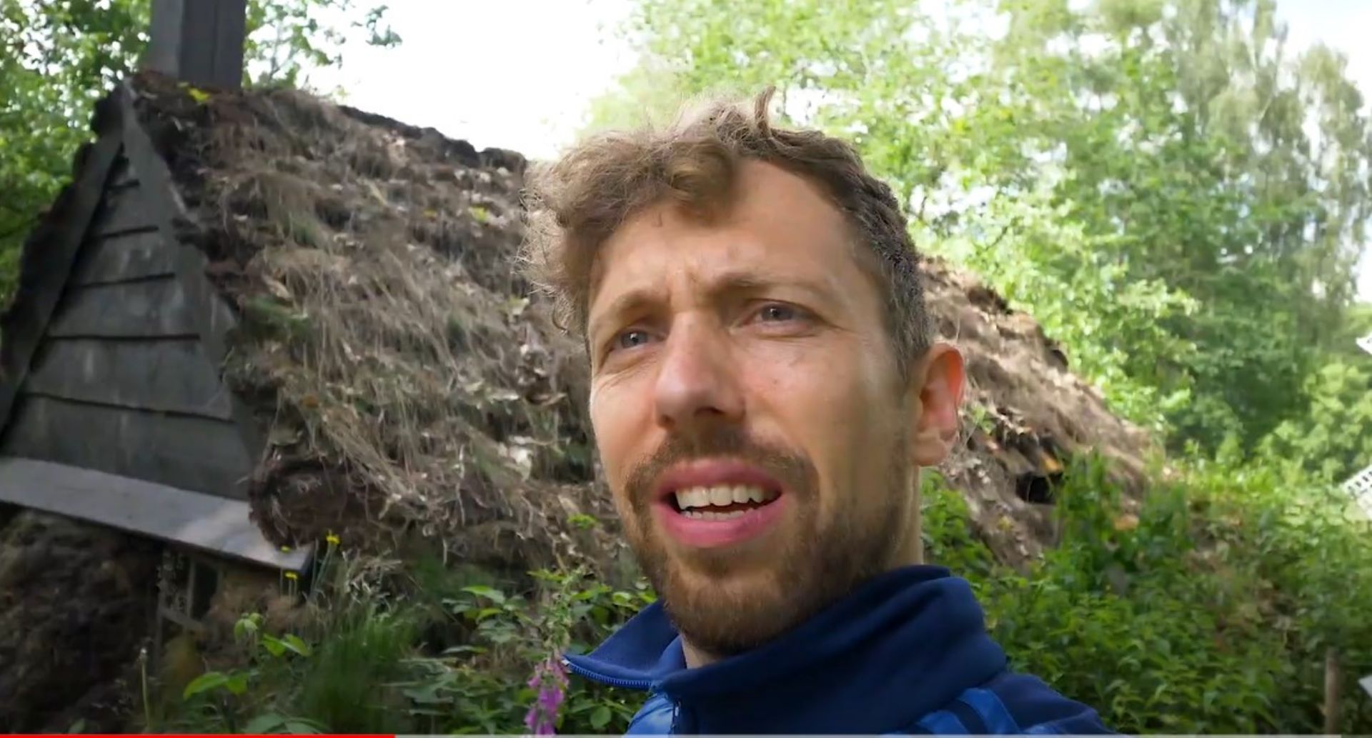 Klaas neemt je mee op pad in het Openluchtmuseum en laat je zien waar en hoe de mensen woonden.